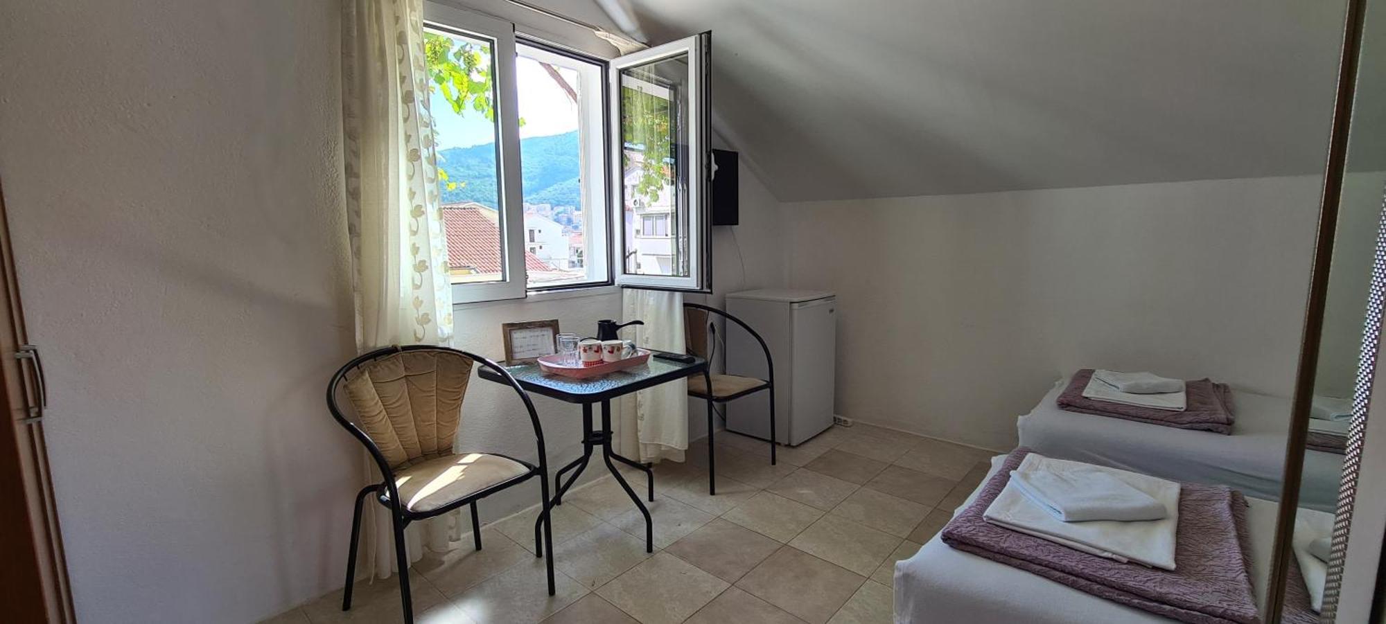 Andrea Guest house *